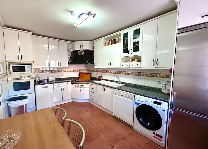 Una Casita En El Campo Dentro De La Ciudad