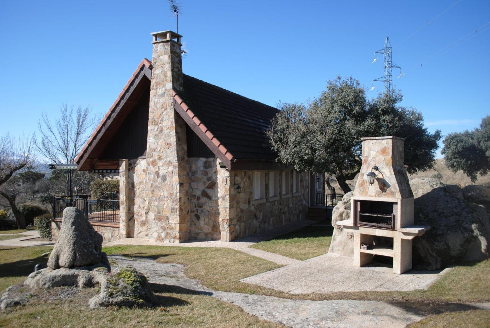 Casita En El Campo Dentro De La Ciudad Avila