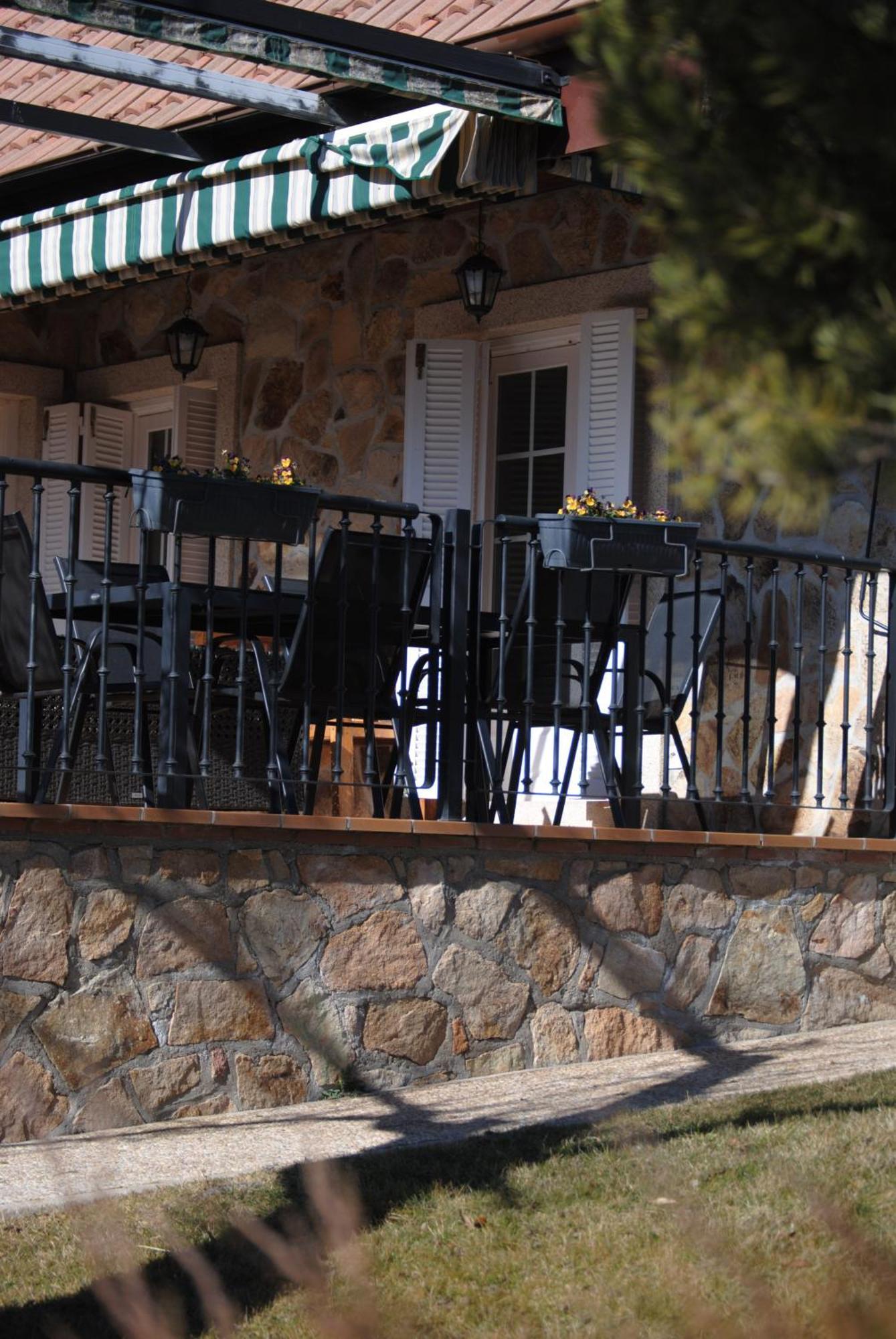 Casita En El Campo Dentro De La Ciudad * Avila